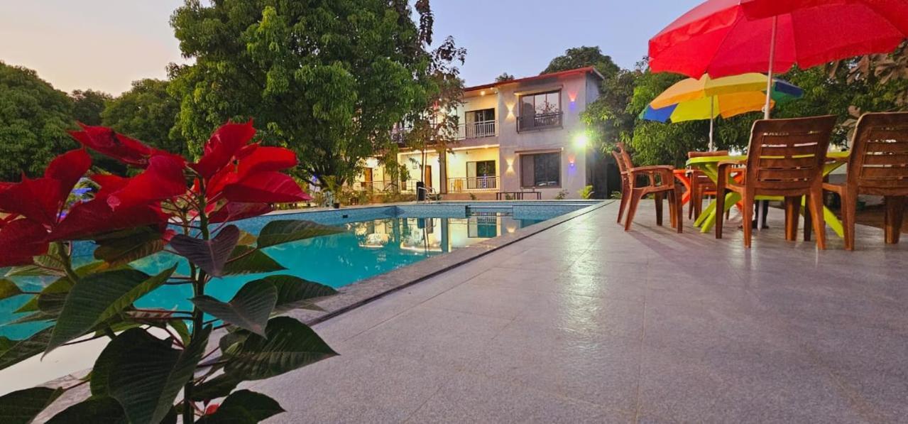 Riverland Farm And Resort Карджат Экстерьер фото
