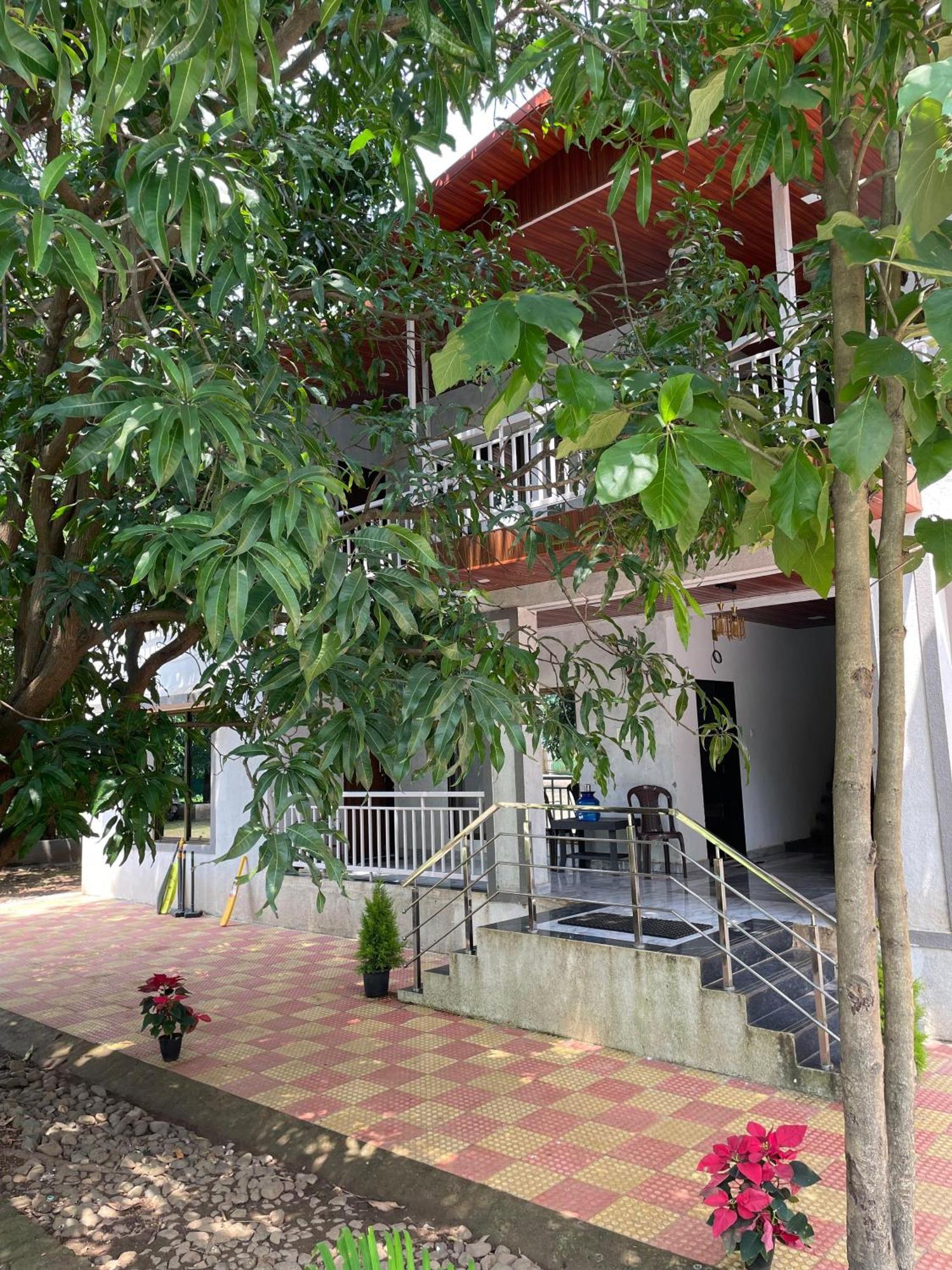 Riverland Farm And Resort Карджат Экстерьер фото