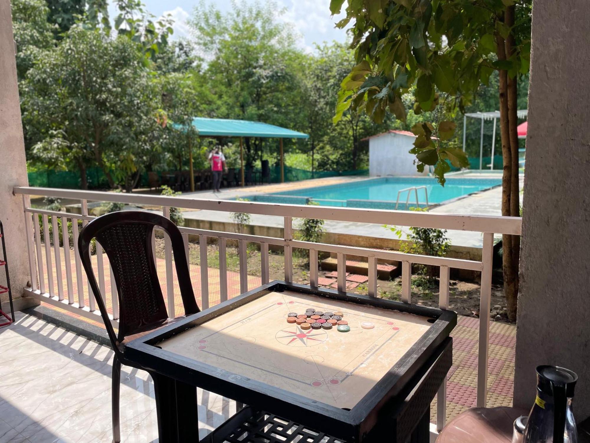 Riverland Farm And Resort Карджат Экстерьер фото