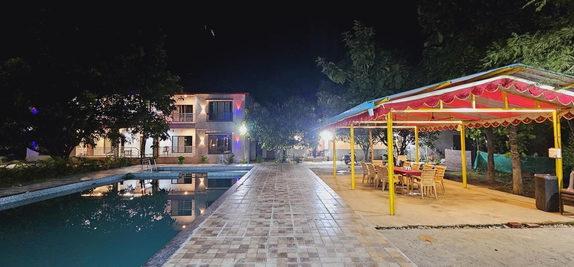 Riverland Farm And Resort Карджат Экстерьер фото
