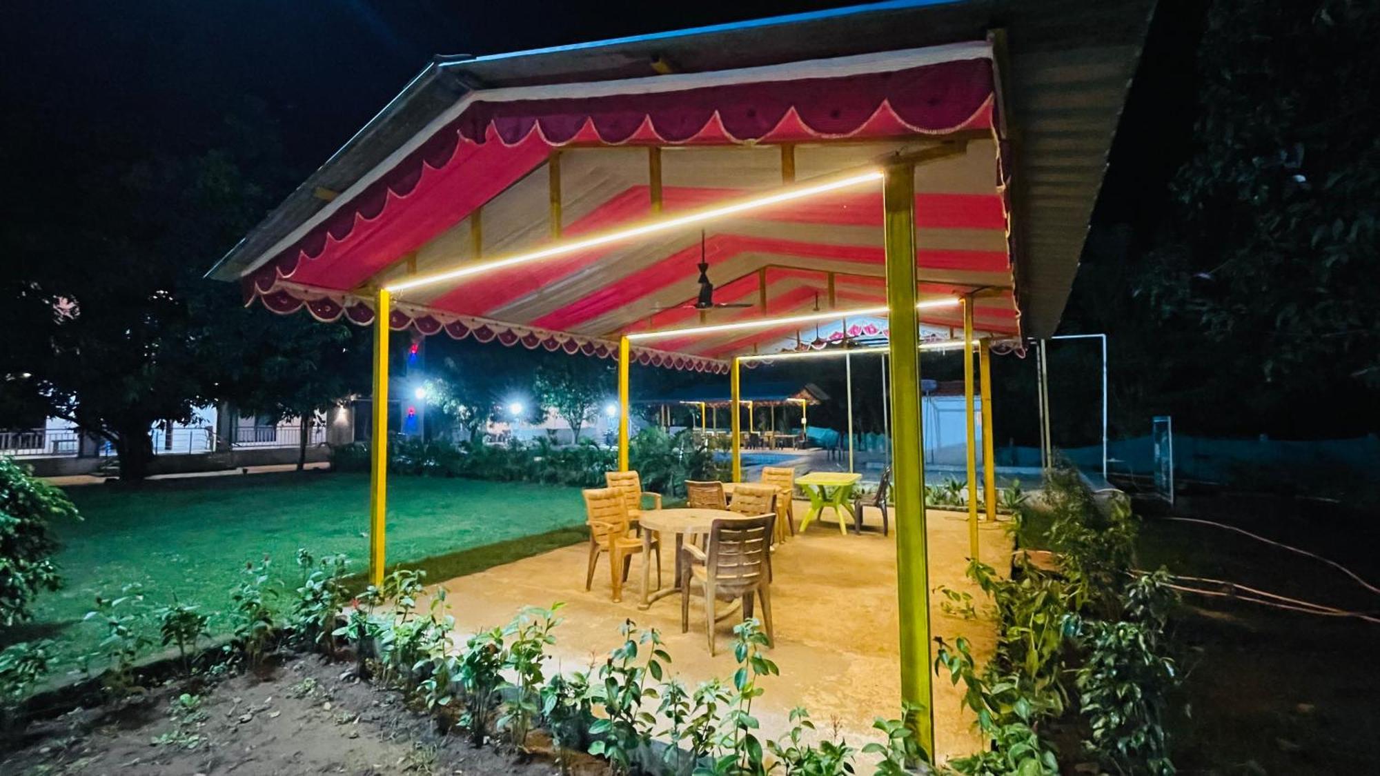 Riverland Farm And Resort Карджат Экстерьер фото